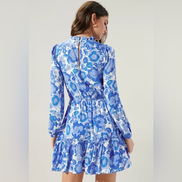 Sugarlips Blue and White Ruffled Tiered Long Sleeve Dress size Small - Picture 2 of 12